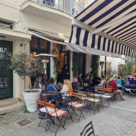 Monastiraki-Psiri, Old Town, 3-Bdr Apt, Sleep 6-10P, Spacious Court Yard Atény Exteriér fotografie
