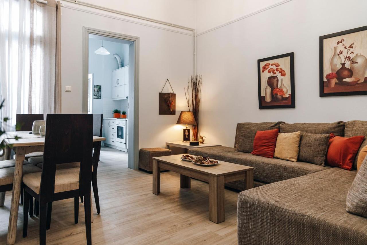 Monastiraki-Psiri, Old Town, 3-Bdr Apt, Sleep 6-10P, Spacious Court Yard Atény Exteriér fotografie