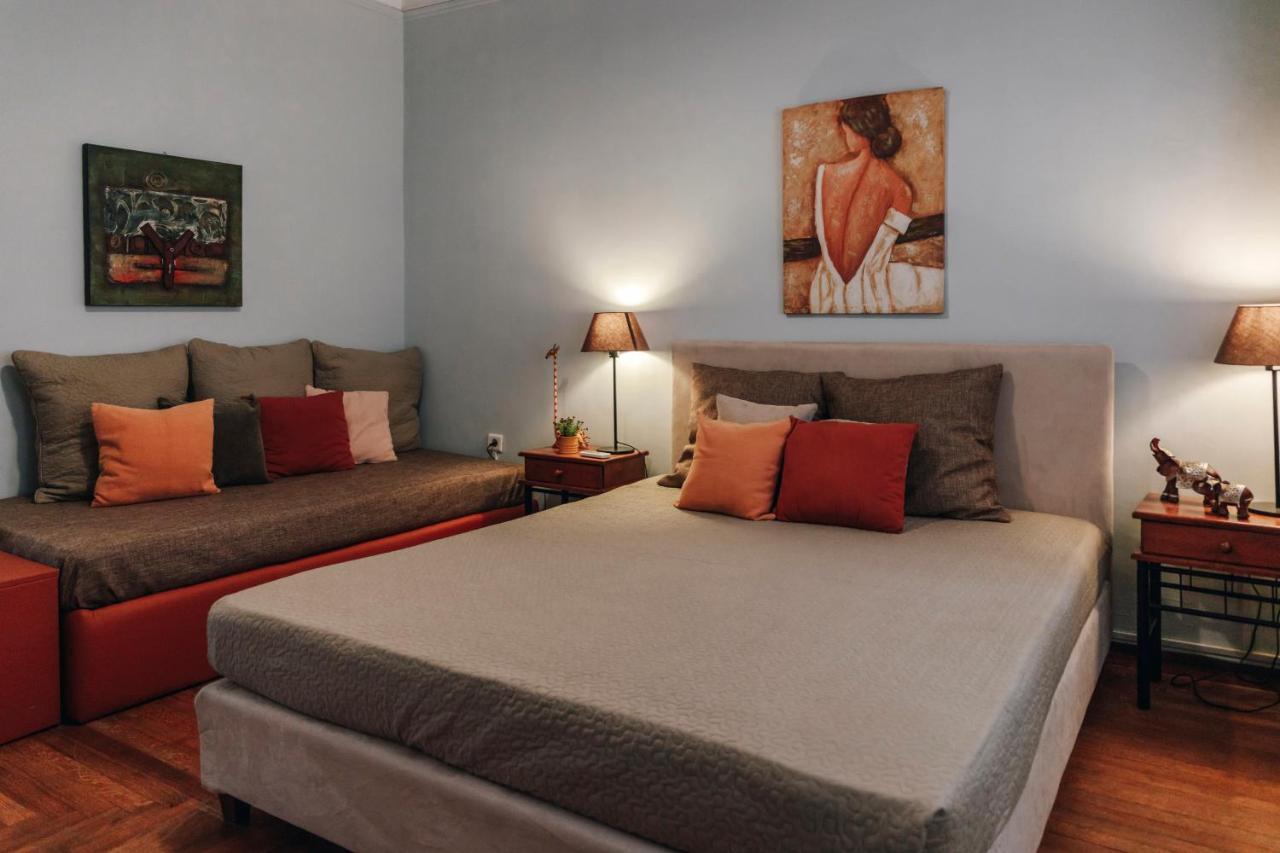 Monastiraki-Psiri, Old Town, 3-Bdr Apt, Sleep 6-10P, Spacious Court Yard Atény Exteriér fotografie